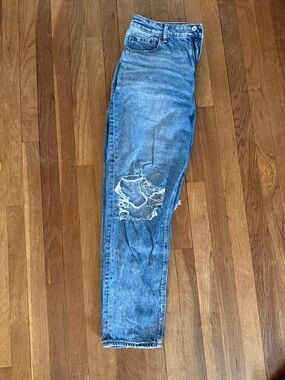 American Eagle Outfitters Light Blue Washed Denim Jeans